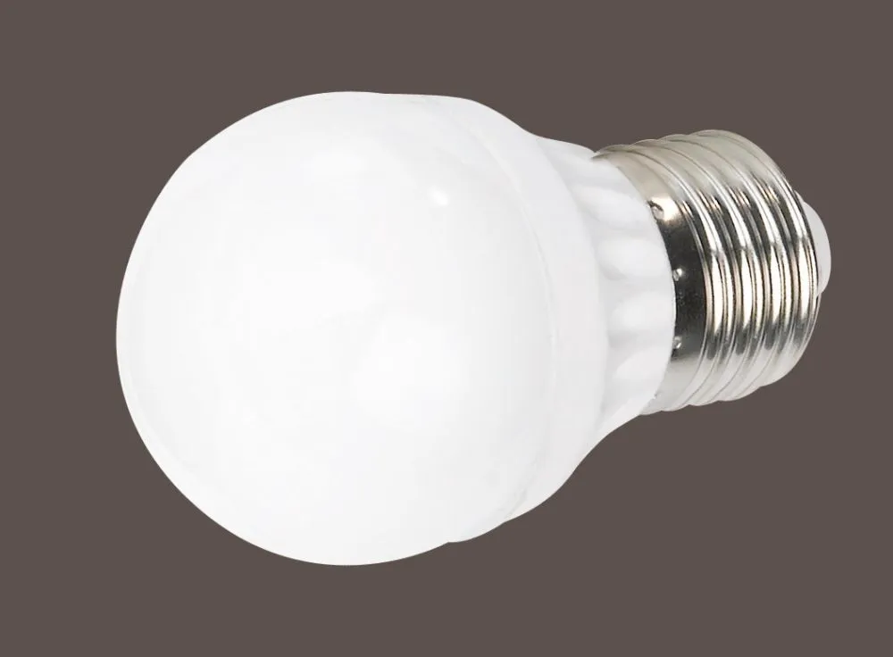 Trio LUSTER LED izzó E27 4W meleg fehér 320lm